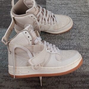 Nike High-Top Sneakers in White and Brown